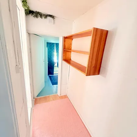 بيت للعطل Private House, Walk To Old Town, Garden And Parking تالين