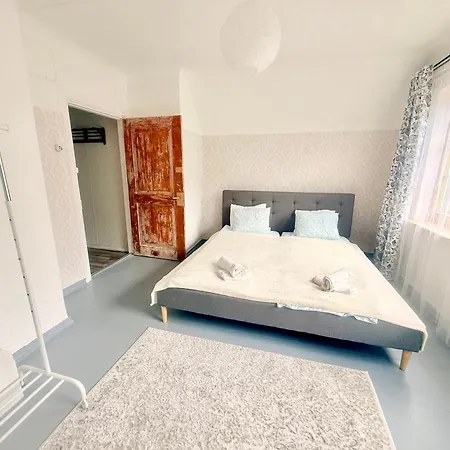 بيت للعطل Private House, Walk To Old Town, Garden And Parking تالين