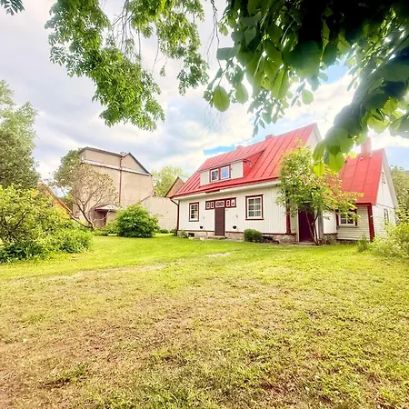 Private House, Walk To Old Town, Garden And Parking تالين